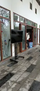 thuê tivi vietbuiding lần 4