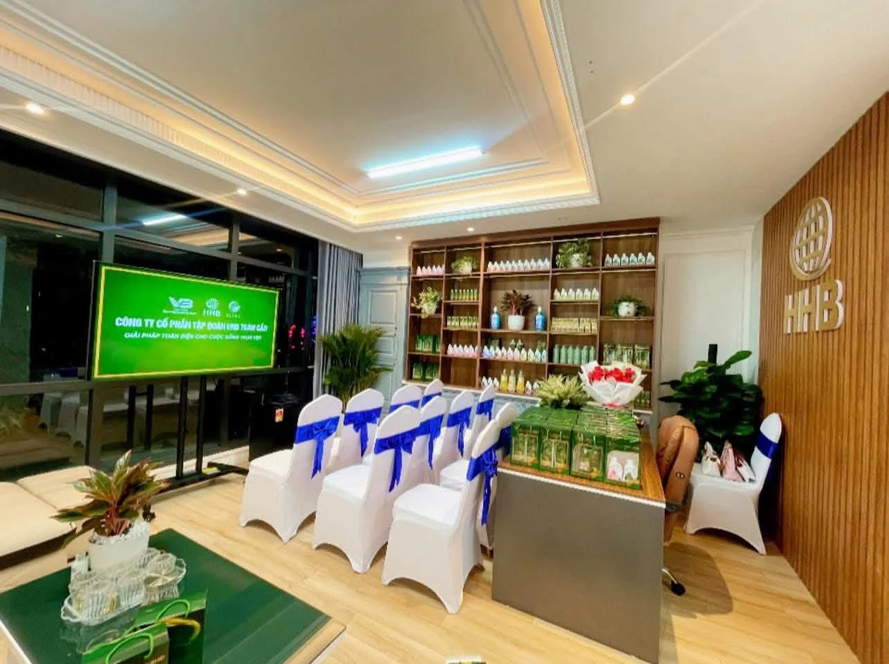 Cho thuê tivi hội chợ